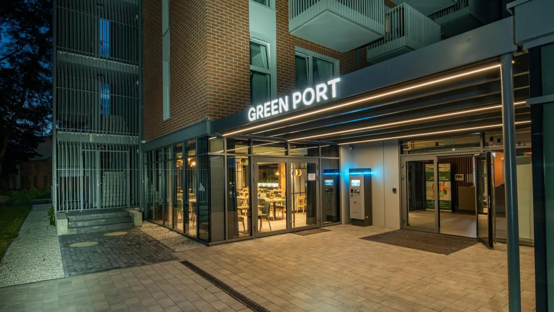 Green Port Admus Apartments For Rent كولوبرزيغ
